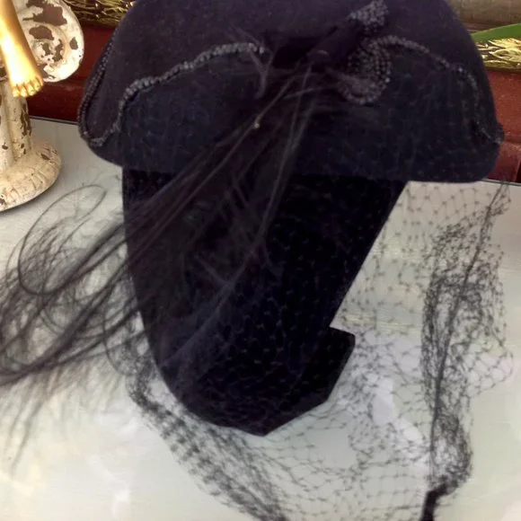 Accessories | Beautiful Black Vintage Hat With Beaded Trim  display picture 1